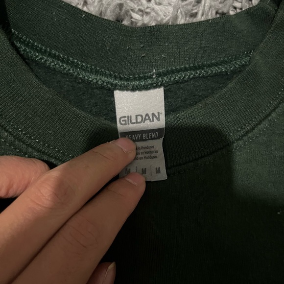 Heavy Blend Gildan Hunter Green Sweater - Picture 3 of 3
